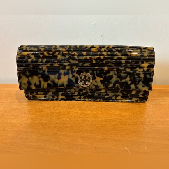 Tory Burch Lucite Clutch - Picture 8 of 8